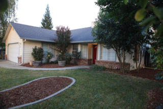 6671 Waterford Dr, Redding, CA 96001-5498