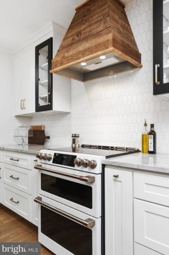 414 Ben Oaks Dr, Severna Park MD 21146-2207 exterior