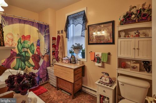 23 Central Ave, Bangor PA 18013-2221 exterior