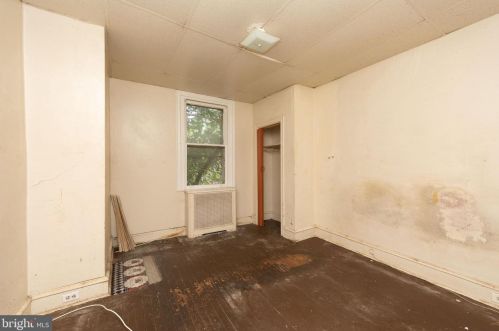 4706 4 St, Philadelphia PA 19140-2416 exterior