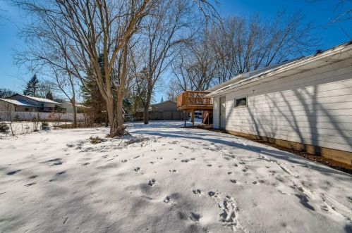 1616 Eugene St, Saint Paul MN  55110-3341 exterior