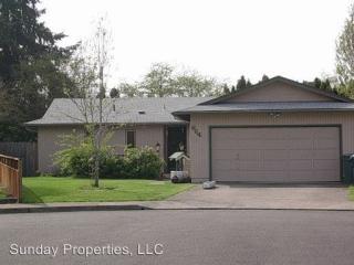 664 70th St, Springfield OR  97478-7212 exterior