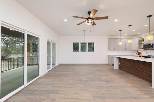 2297 Hornsby, Spring Branch TX 78070-5333 exterior