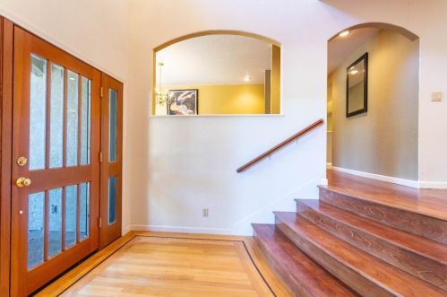 2050 Black Oak Rd, Auburn, CA 95602-9334