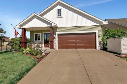 1128 Sequoia Ave, Saint Cloud, MN 56303-4756