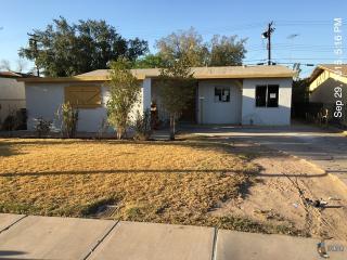 923 6th St, Calexico, CA 92231-2959