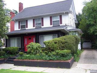 413 38th St, Paterson, NJ 07504-1413