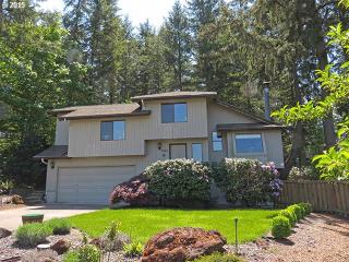 7263 Daisy St, Springfield, OR 97478-7454