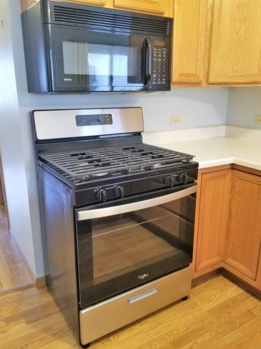 950 Constance Ln, Sycamore IL  60178-3251 exterior