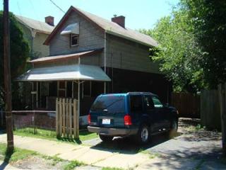1723 Pulte St, Cincinnati, OH 45225-1930