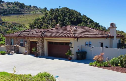 1263 Chateau Montelena, Bonsall, CA 92003-6115