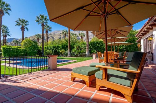735 Prescott Dr, Palm Springs, CA 92262-5695