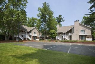 246 Daniel Webster Hwy, Merrimack NH  03054-4829 exterior
