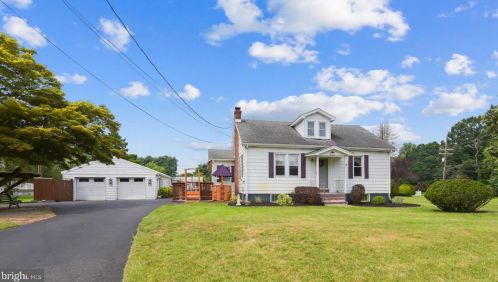 601 Mount Laurel Rd, Mount Laurel NJ  08054-9555 exterior