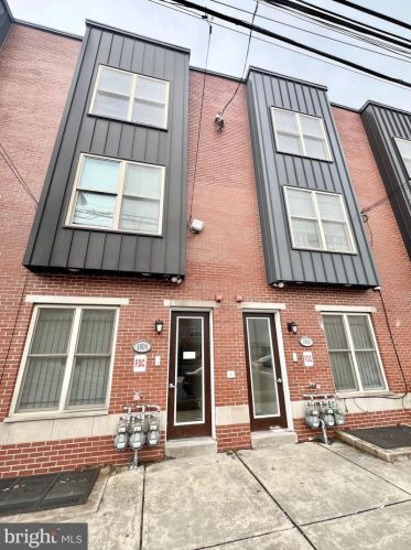 1822 16th St, Philadelphia PA  19145-2203 exterior