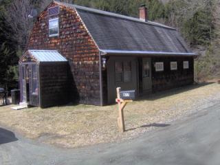 877 Duclos Rd, Braintree, VT 05060-8972