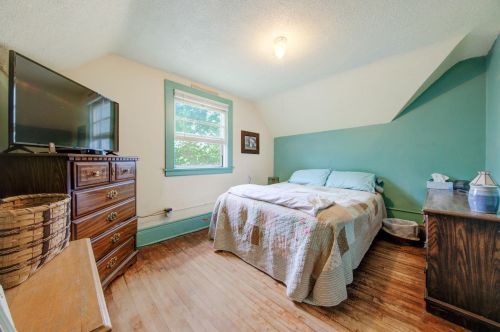 1144 Cook Ave, Saint Paul MN  55106-3325 exterior