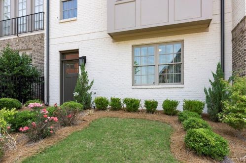 6097 Boylston Dr, Atlanta, GA 30328-4102