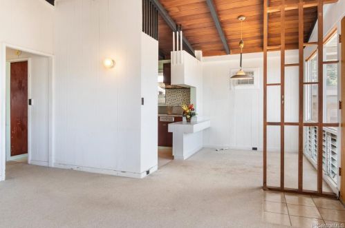 3474 Maluhia St, Honolulu HI  96816-2732 exterior