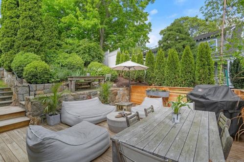 23 Craw Ave, Norwalk CT  06853-1605 exterior