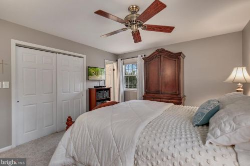 176 Berrywood Dr, Severna Park MD 21146-2033 exterior