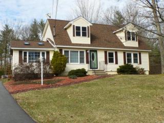 9 Towle Rd, Kingston, NH 03848-3460