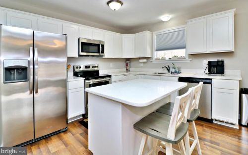 259 Revenoor Rd, Harpers Ferry WV 25425 exterior