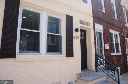 812 Dudley St, Philadelphia, PA 19148-2340