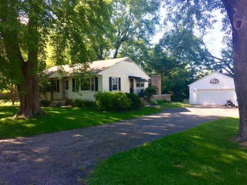 220 Cleveland St, Mcgirr, IL 60556-9840