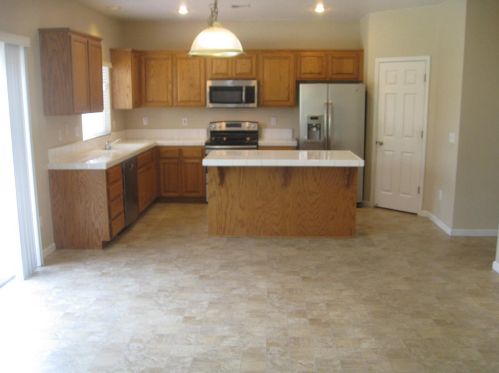 2401 Maestro Way, Modesto, CA 95355-9697