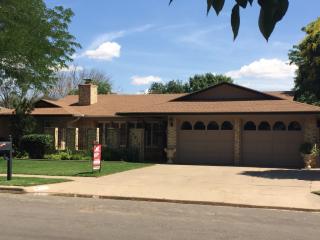 2615 75th St, Lubbock, TX 79423-2101
