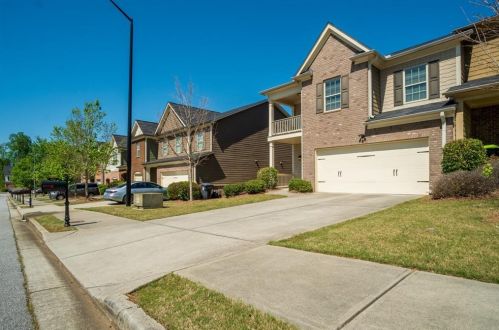 421 Fern Bay Dr, Atlanta GA  30331-8957 exterior