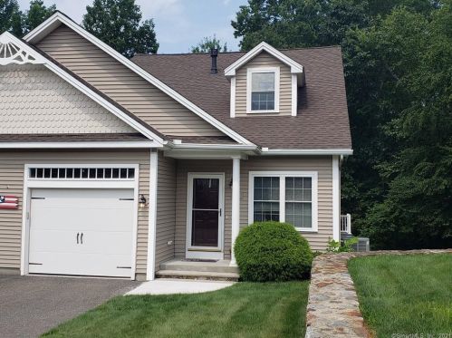 5 Boulderbrook Ct, Waterbury, CT 06712-1074