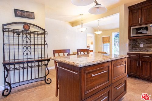 1463 Beaudry Blvd, Glendale CA  91208-1707 exterior