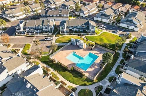 185 Magnolia Ave, Anaheim CA  92801-6455 exterior