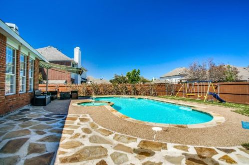 5209 Spanish River Trl, Fort Worth, TX 76137-5216