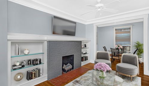 830 Lakeside Pl, Chicago, IL 60640-5113