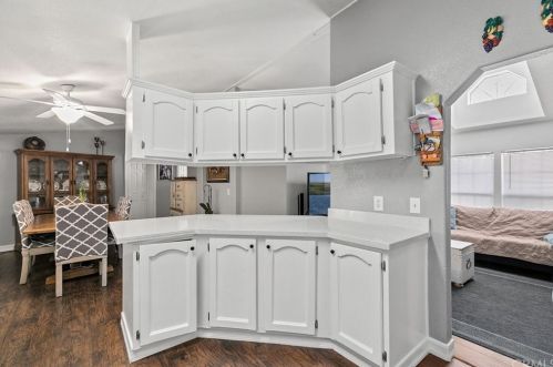 1616 Euclid St, Anaheim CA  92802-2430 exterior