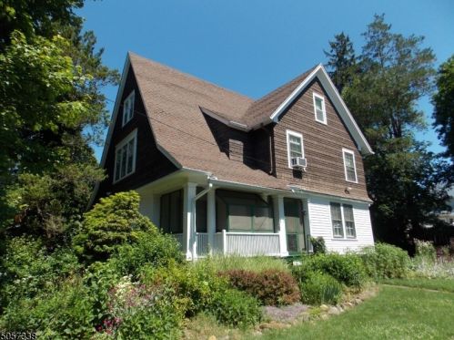 130 Delacy Ave, Plainfield, NJ 07060-4314