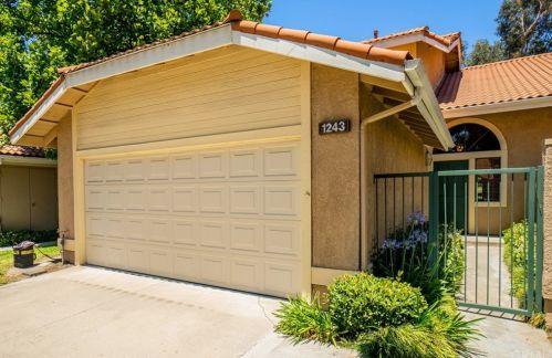 1243 Upland Hills Dr, Upland, CA 91784-9167