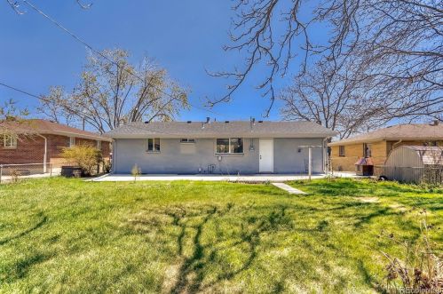 8013 Wyandot St, Denver CO  80221-3851 exterior