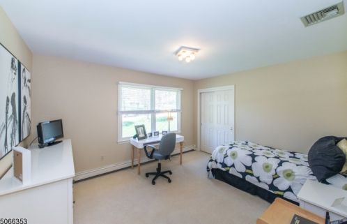 21 Olde York Rd, Dover NJ  07869-2717 exterior