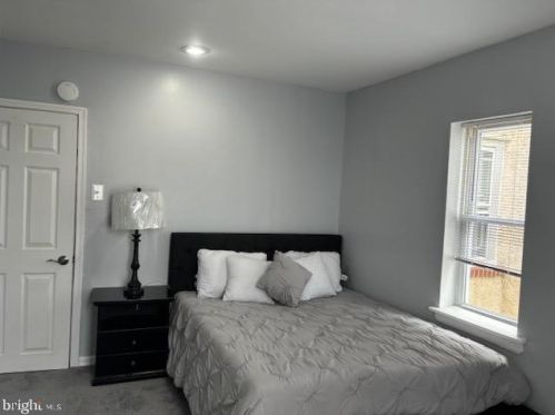 48 61 St, Philadelphia PA 19143-1013 exterior