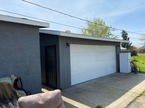 2053 Beachwood Dr, Merced, CA 95348-3716