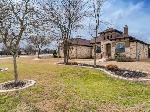 705 Majestic Oak Ln, Georgetown, TX 78633-2068