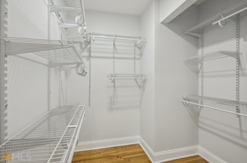 2527 Hatfield Cir, Atlanta GA  30316-3950 exterior