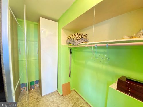 9504 Lawnsberry Ter, Silver Spring MD 20901-4714 exterior