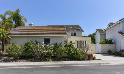 15 Sunrise, Irvine CA  92603-3719 exterior