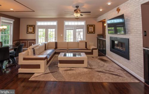 8137 Westside Blvd, Fulton MD  20759-2590 exterior