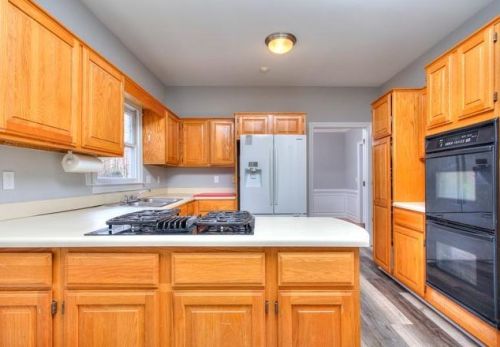 1 Frst Rdg Ct, Atlanta GA  30350-1802 exterior